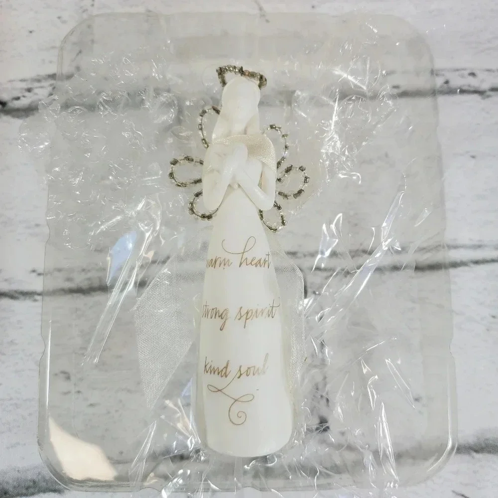 2007 Angel With Heart Hallmark Keepsake Collectors Ornament HM3